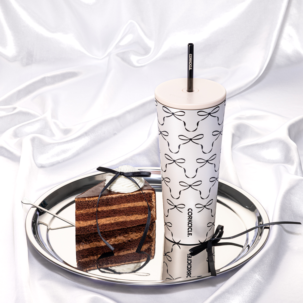 cold-cup-m6 2a98a7269432--2224PBBC-lifestyle.png