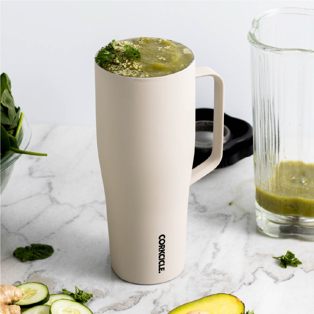cold-cup-xl-u2 588f4a27c4cf--2230CLT-lifestyle.jpg