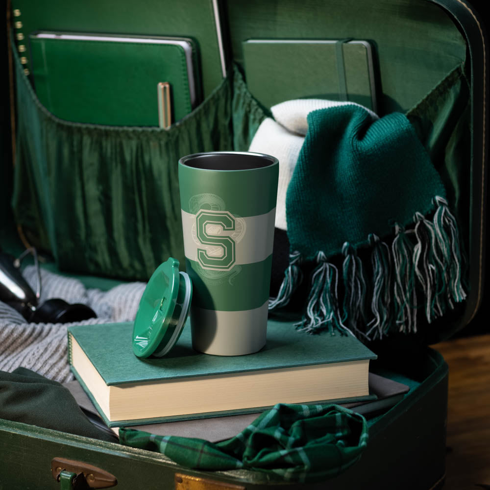 harry-potter-tumbler-e2 84ce9e4c9c5c--HarryPotter-Slytherin-4.jpg