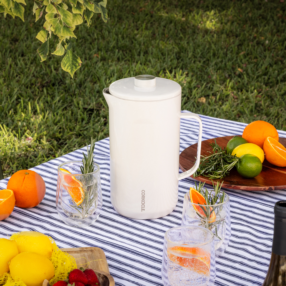 pitcher-a6 OatmilkPitcher_Lifestyle.png