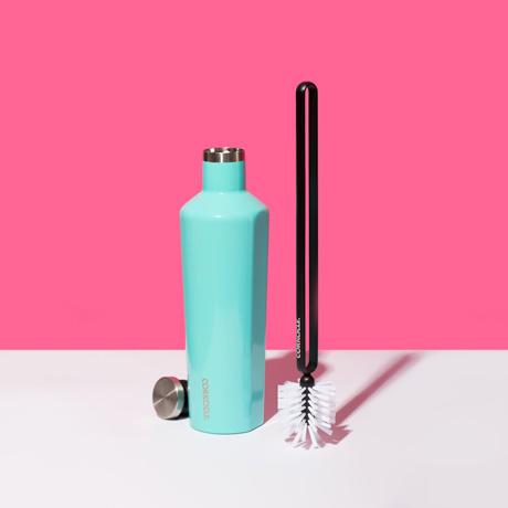 bottle-brush-u2 accessories_bottlebrush_lifestyle.jpg