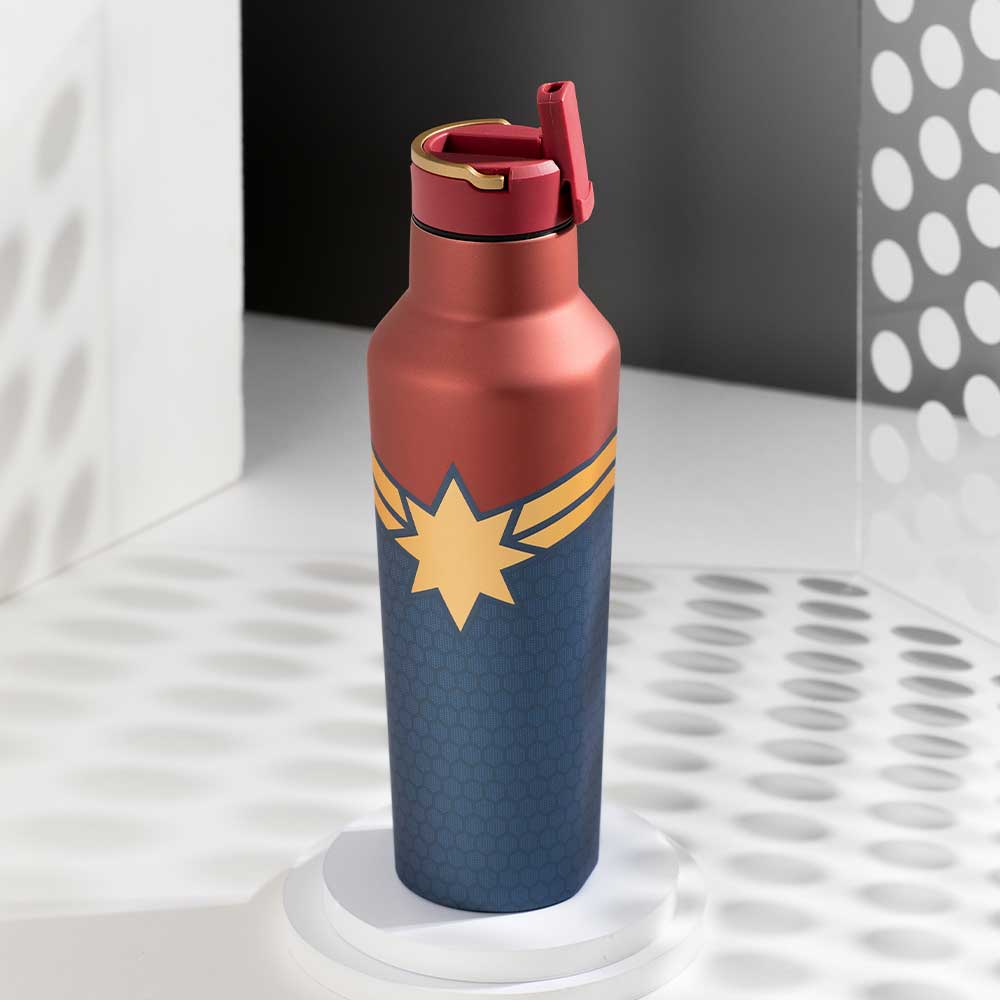 sale-marvel-sport-canteen-o6 c5b45acd9813--captain-marvel-sport-canteen-lifestyle-1.jpg